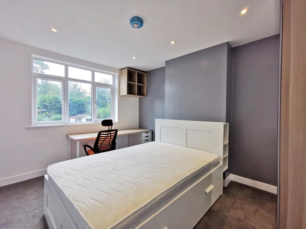 1 bedroom house for rent
