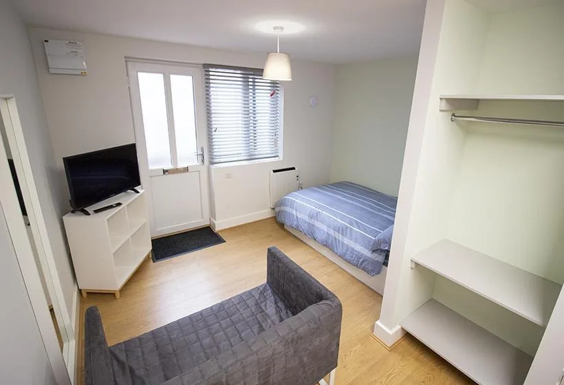 Studio flat for rent