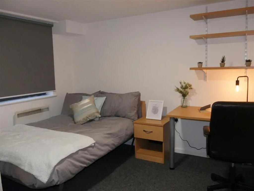 1 bedroom flat share for rent