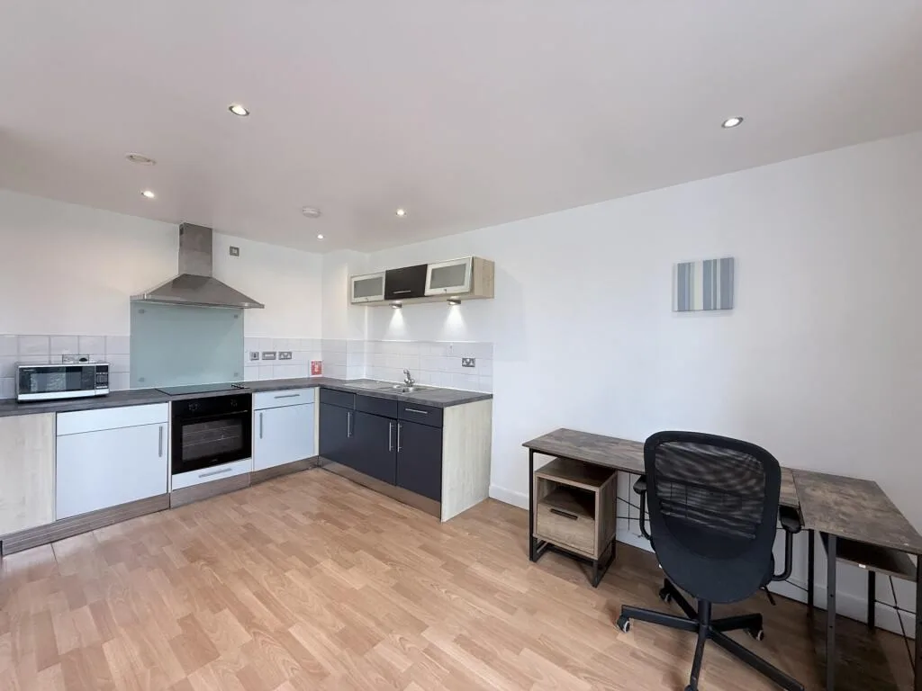 Studio flat for rent