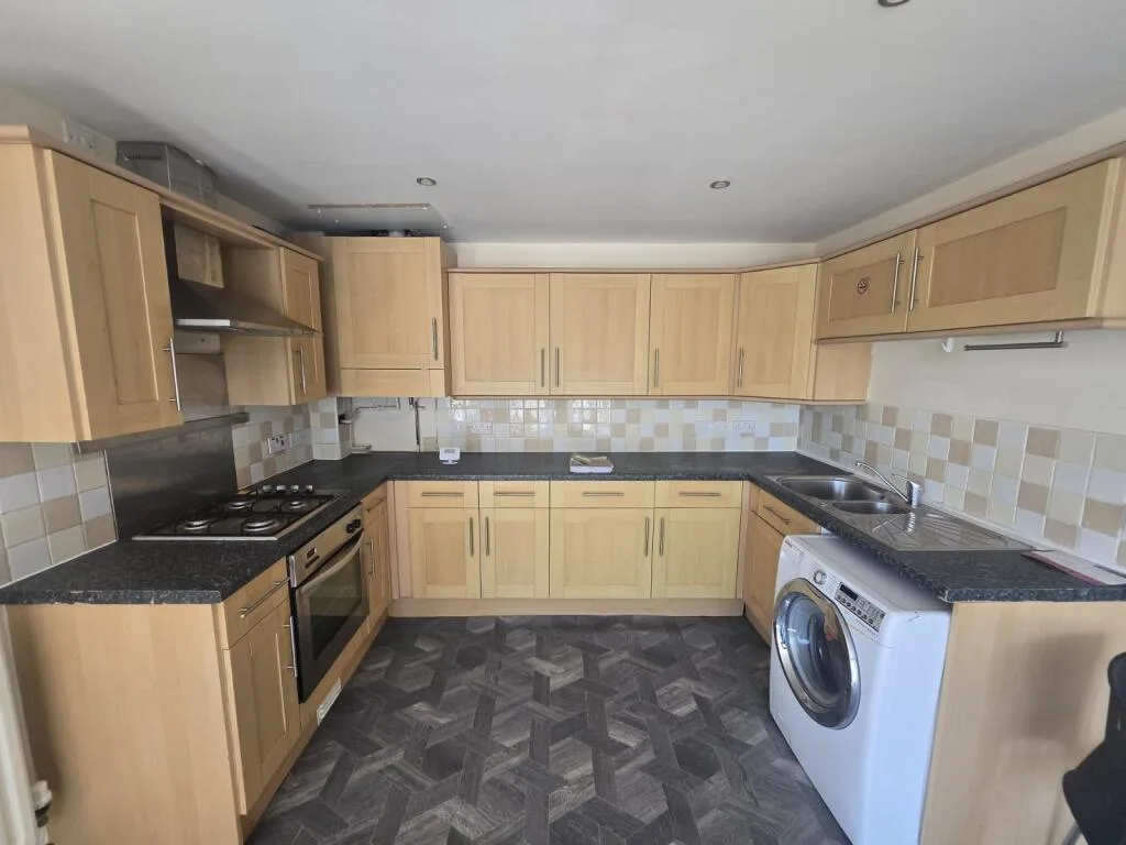 2 bedroom apartment for rent