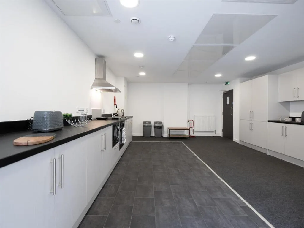 1 bedroom flat share for rent