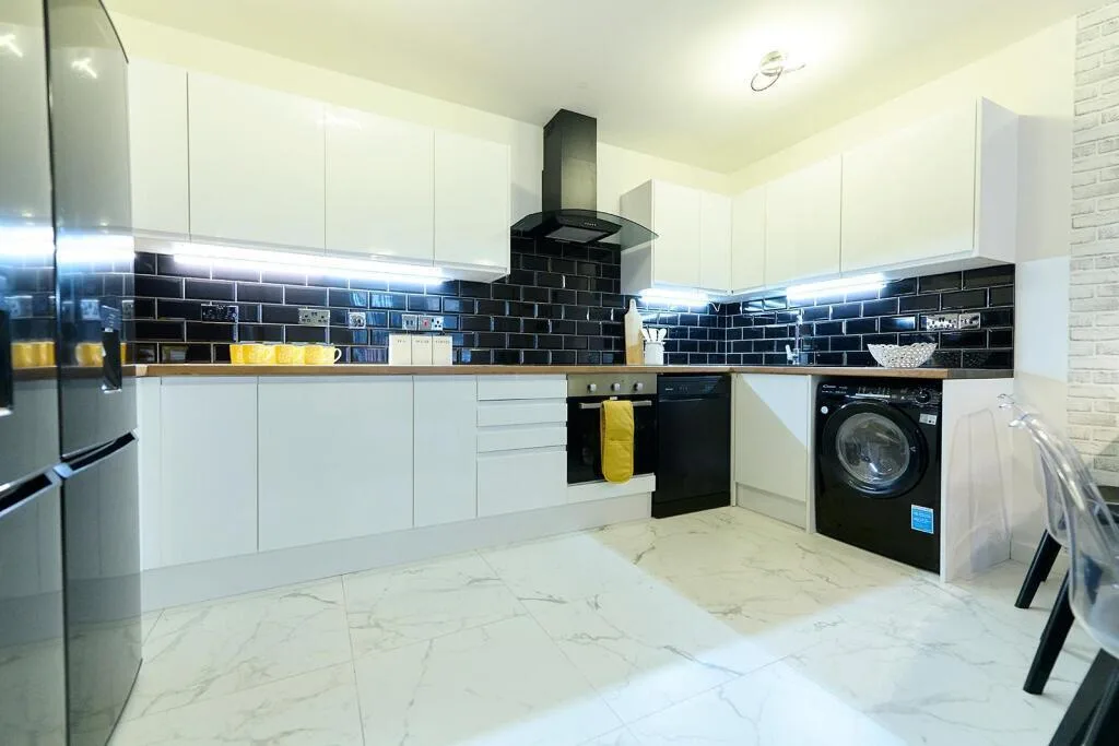 1 bedroom house for rent