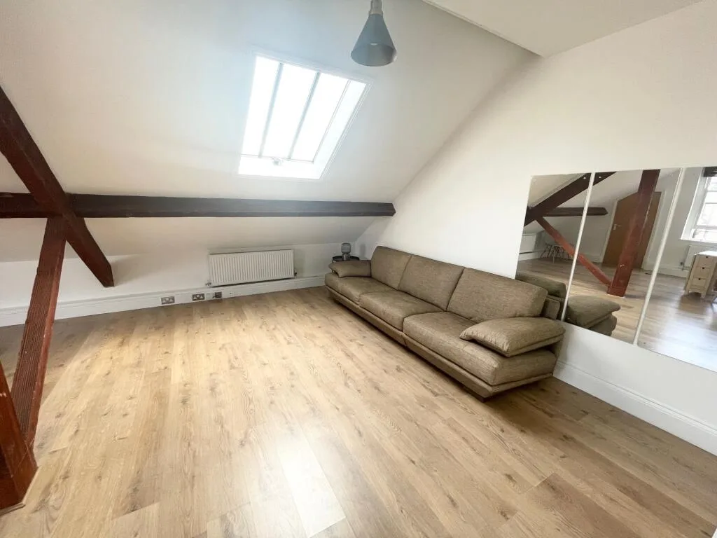 2 bedroom house for rent