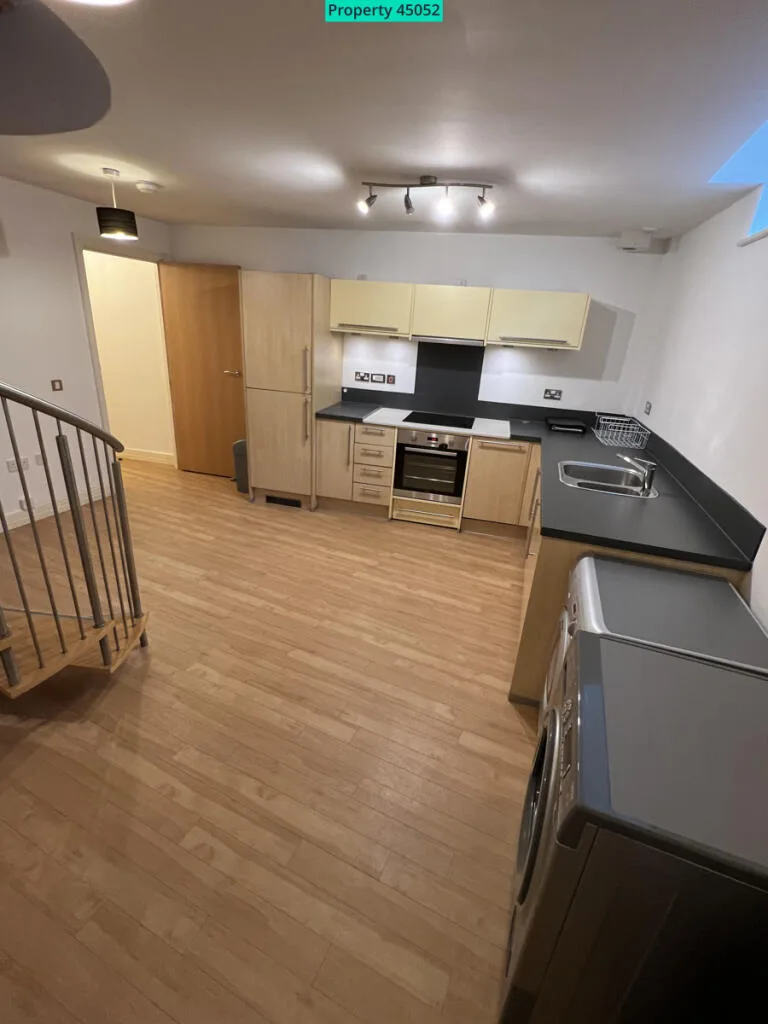 2 bedroom duplex for rent