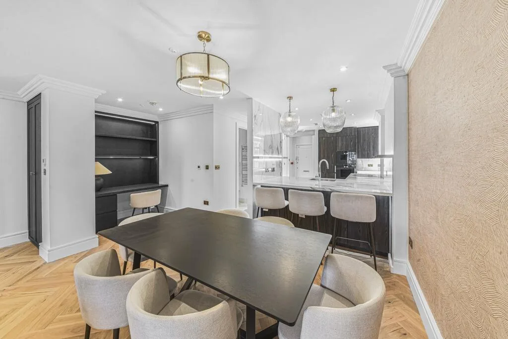 3 bedroom flat for rent