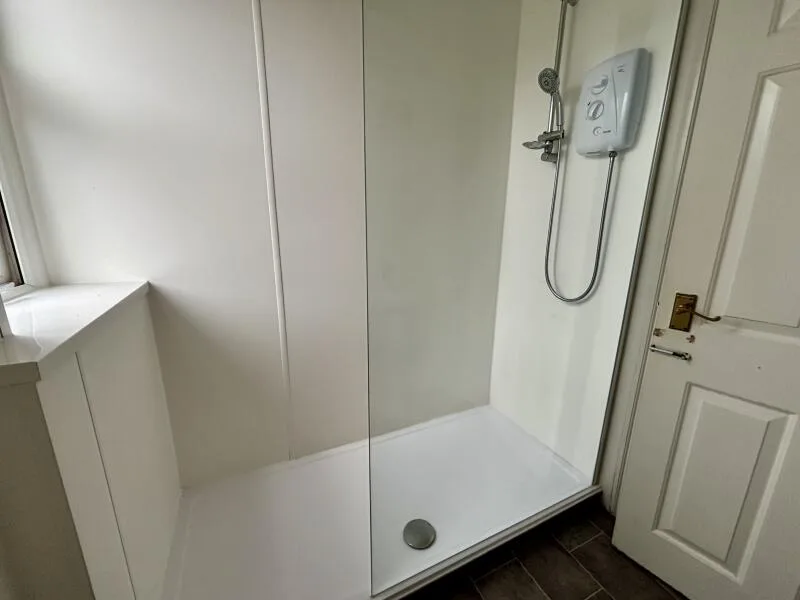1 bedroom house share for rent