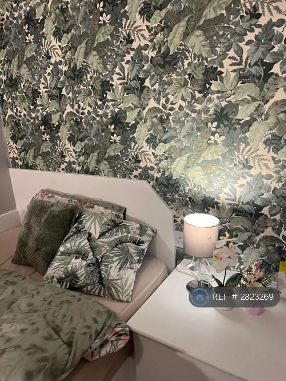 1 bedroom house share for rent