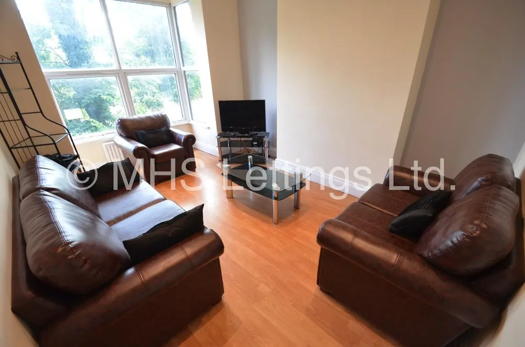 1 bedroom house share for rent
