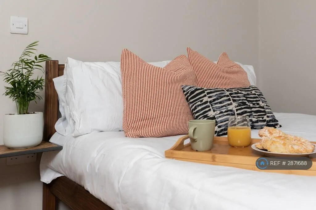4 bedroom terraced house for rent