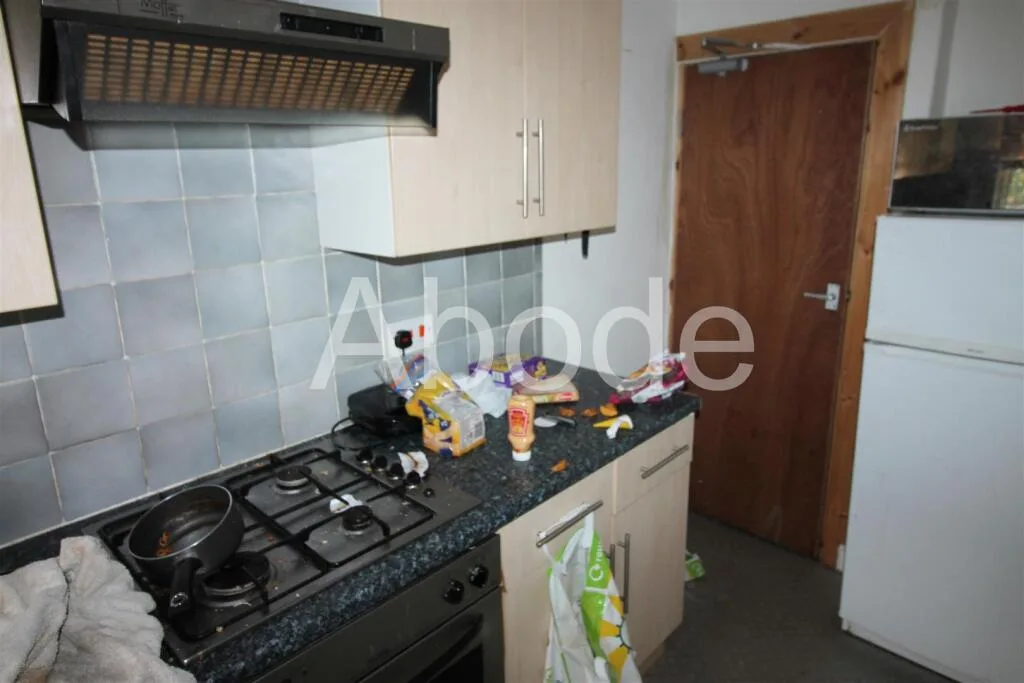 2 bedroom house for rent