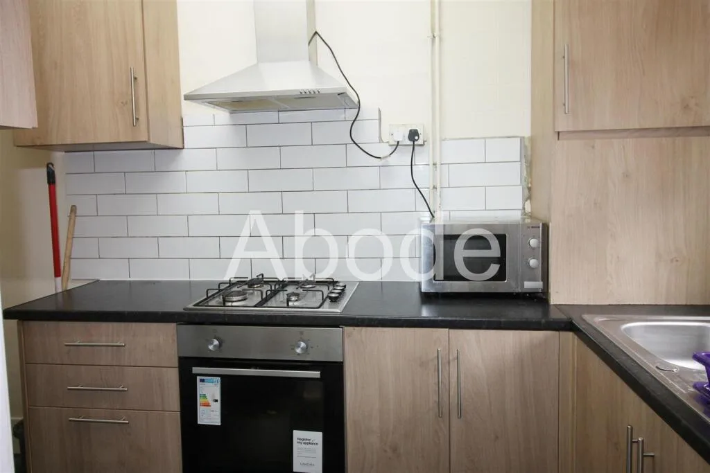 2 bedroom house for rent