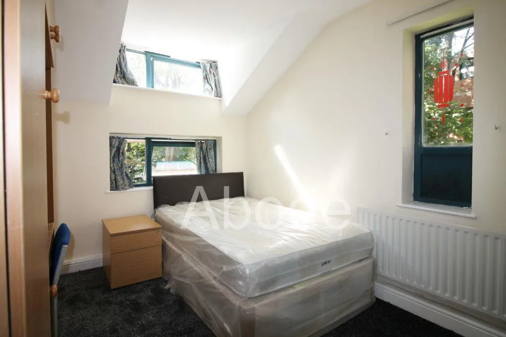 4 bedroom flat for rent