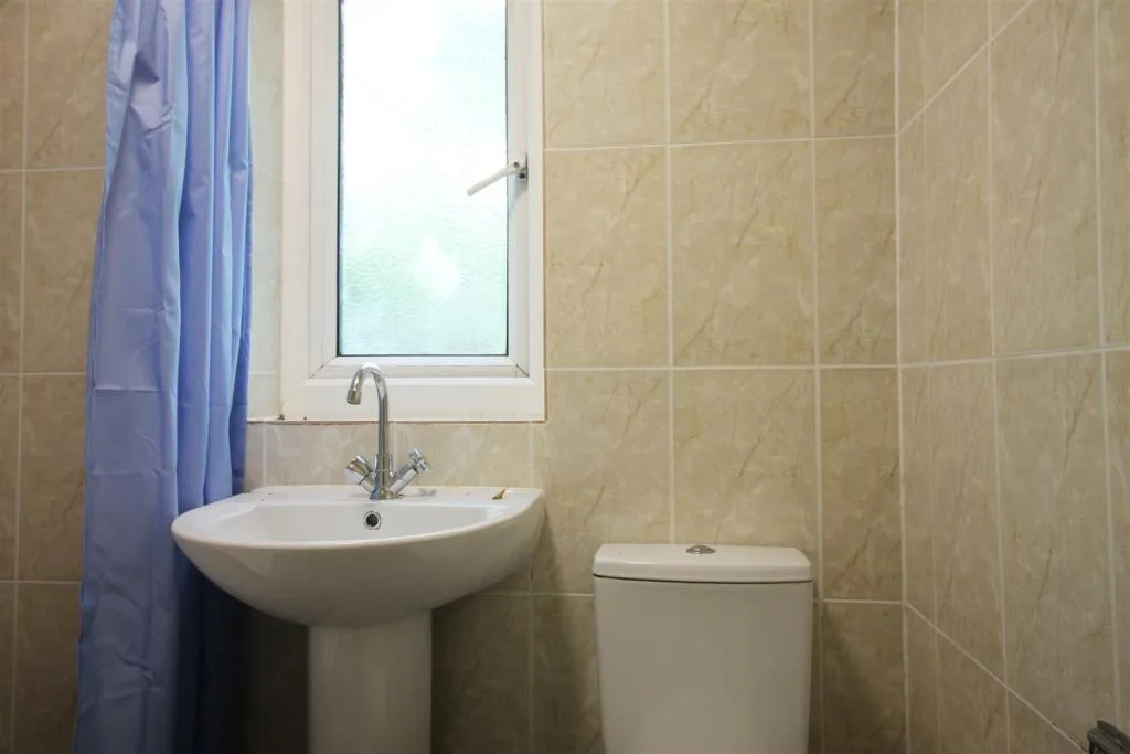 4 bedroom house for rent