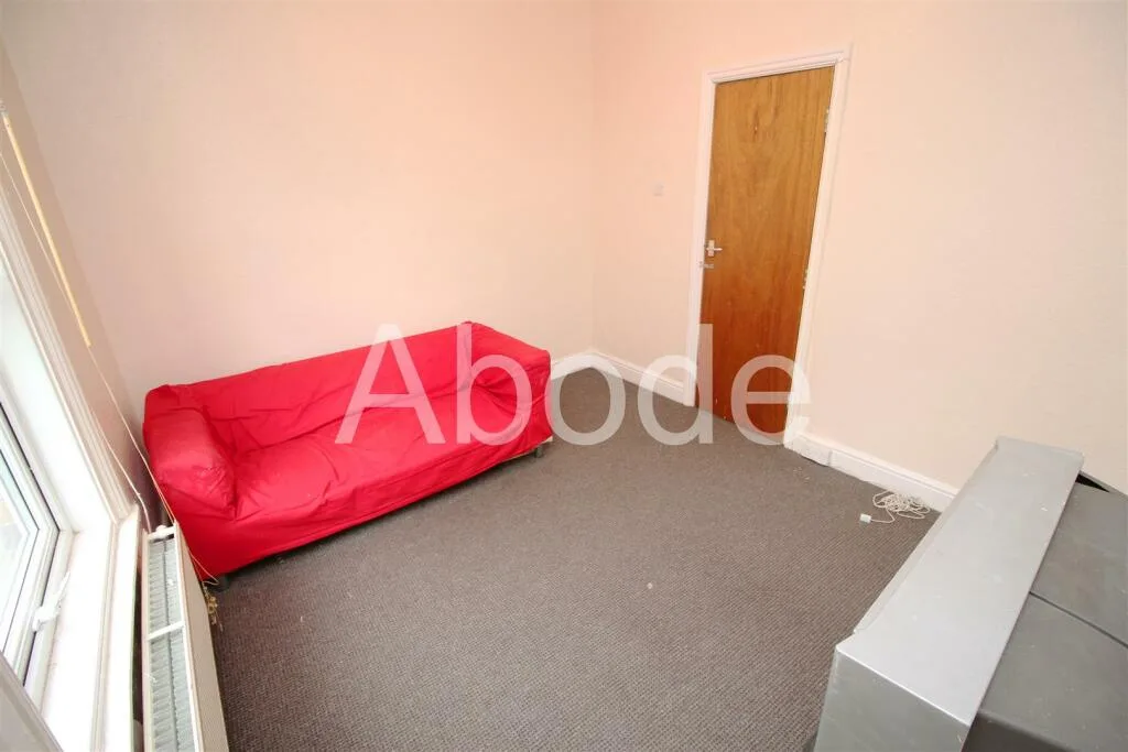 10 bedroom house for rent