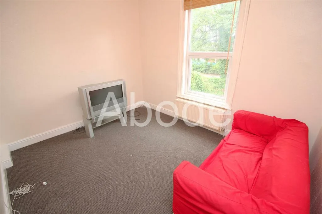 10 bedroom house for rent
