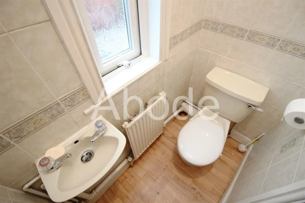 10 bedroom house for rent