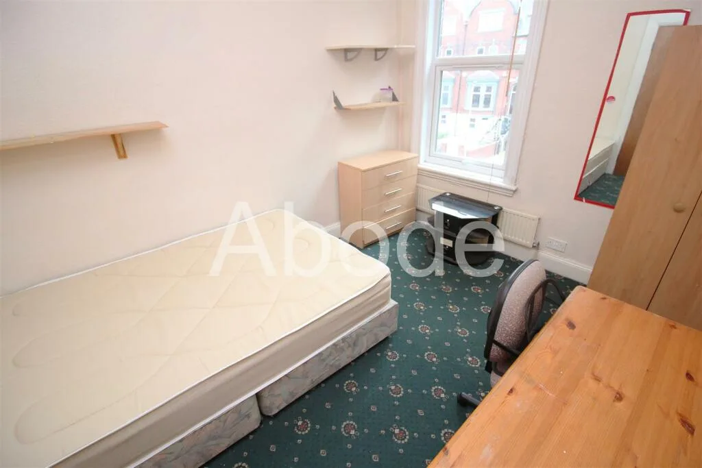 10 bedroom house for rent