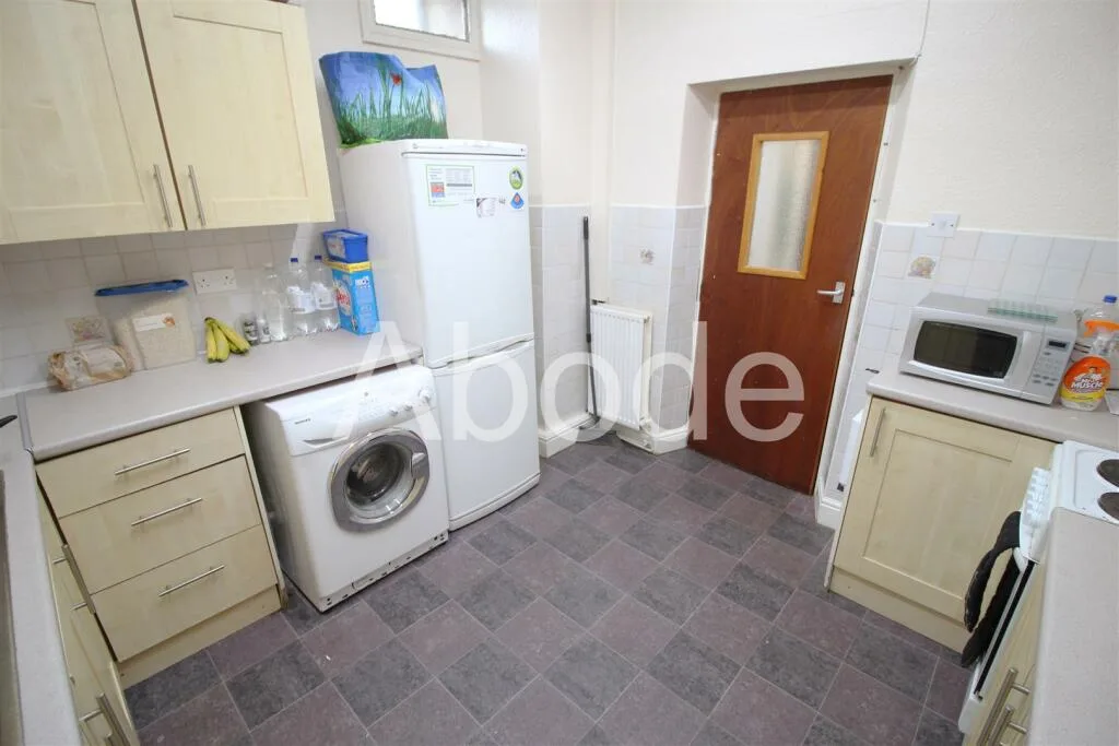 10 bedroom house for rent