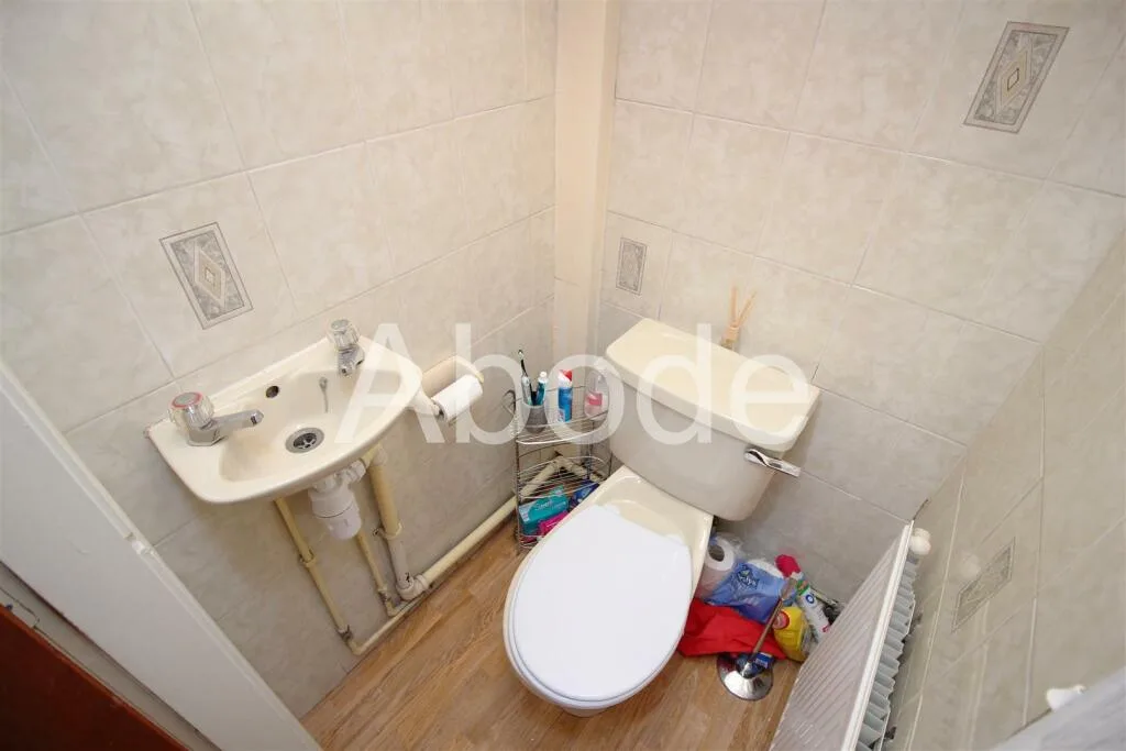 10 bedroom house for rent