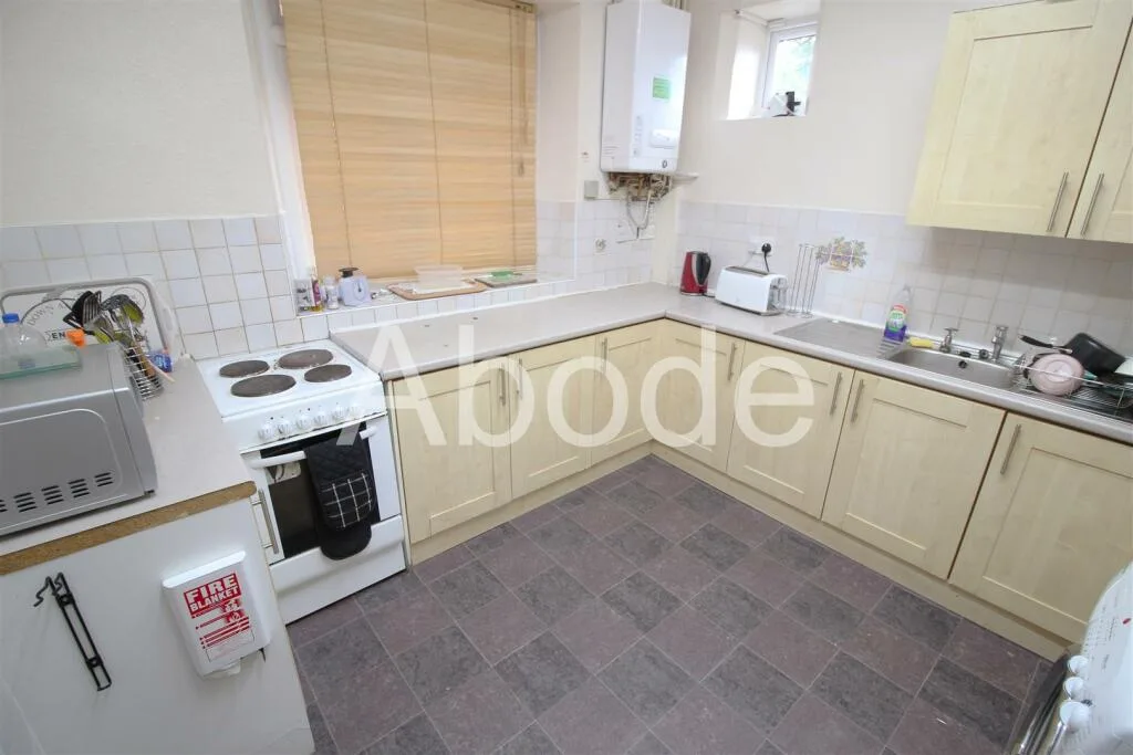 10 bedroom house for rent