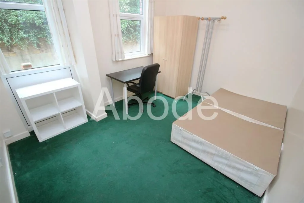 9 bedroom house for rent