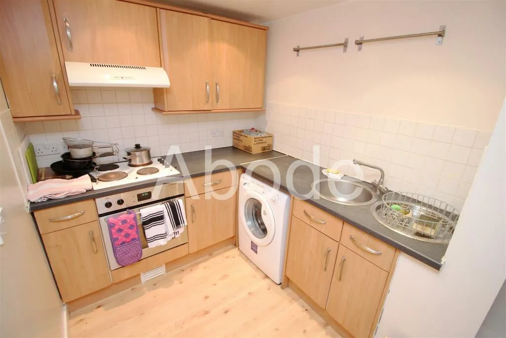9 bedroom house for rent