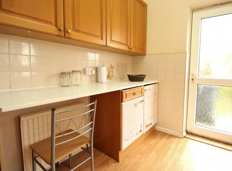 3 bedroom semi-detached house for rent