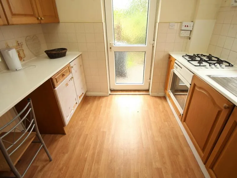 3 bedroom semi-detached house for rent