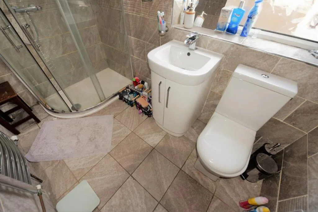 4 bedroom house for rent