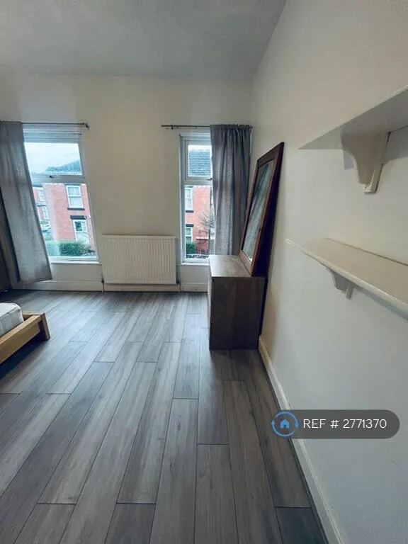 1 bedroom house share for rent
