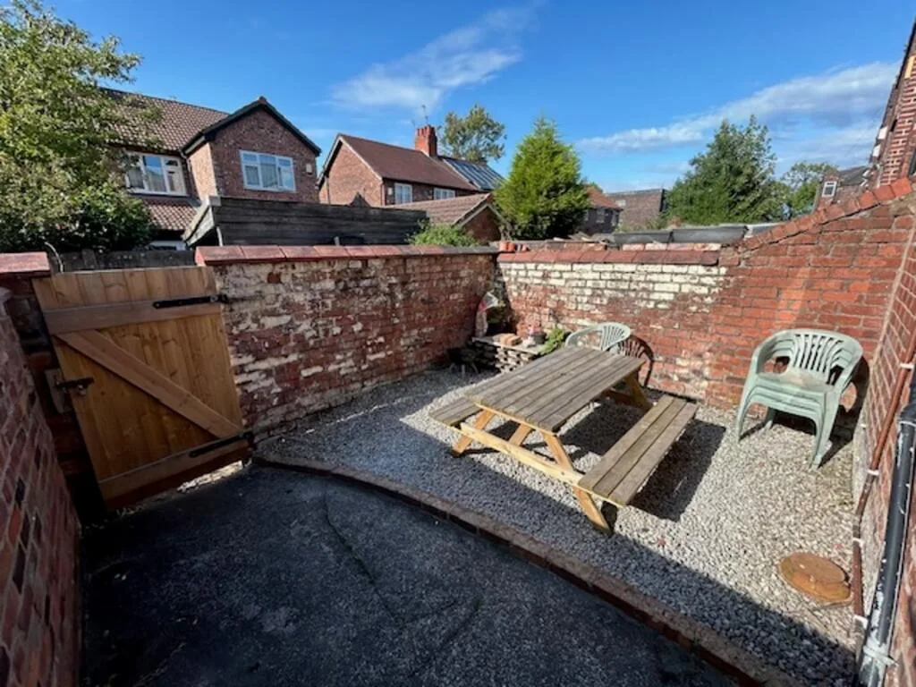 4 bedroom terraced house for rent