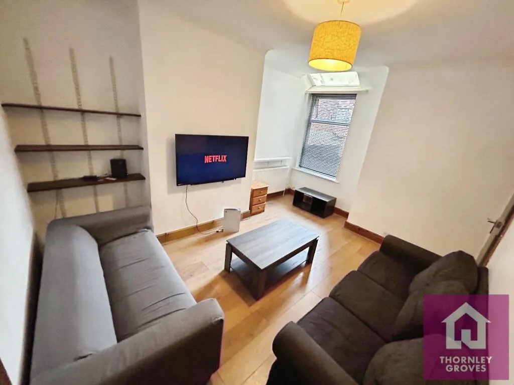 4 bedroom terraced house for rent