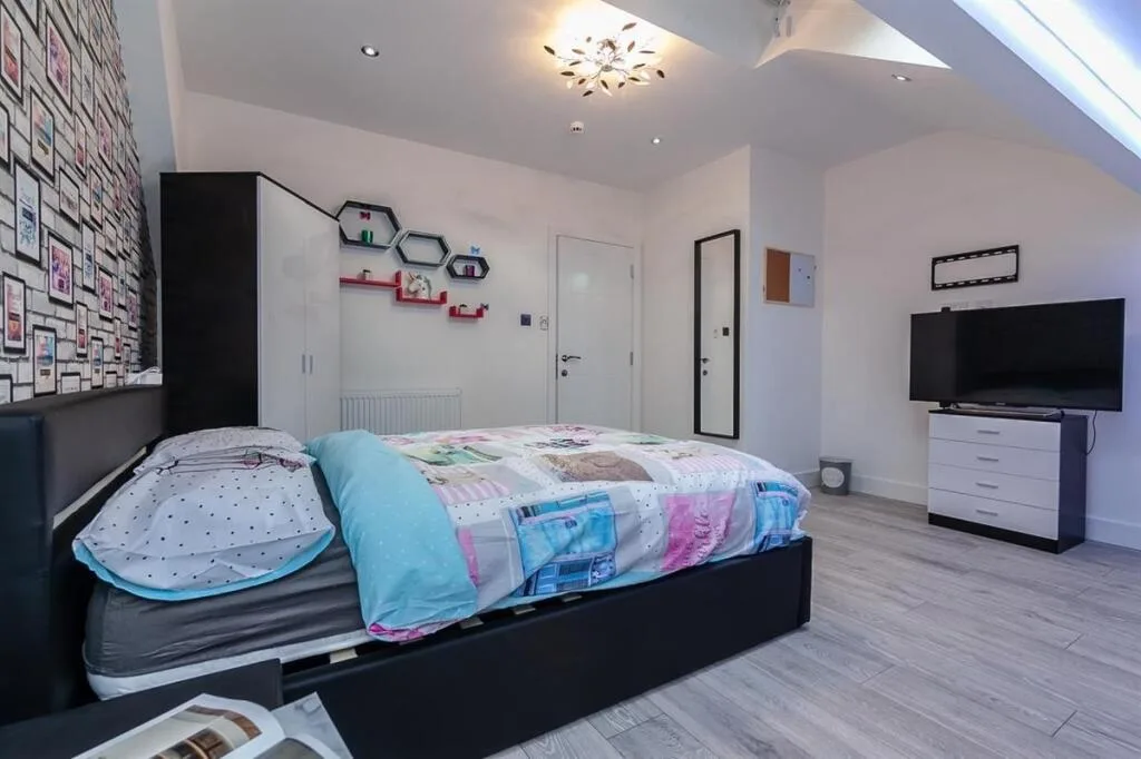 7 bedroom house for rent