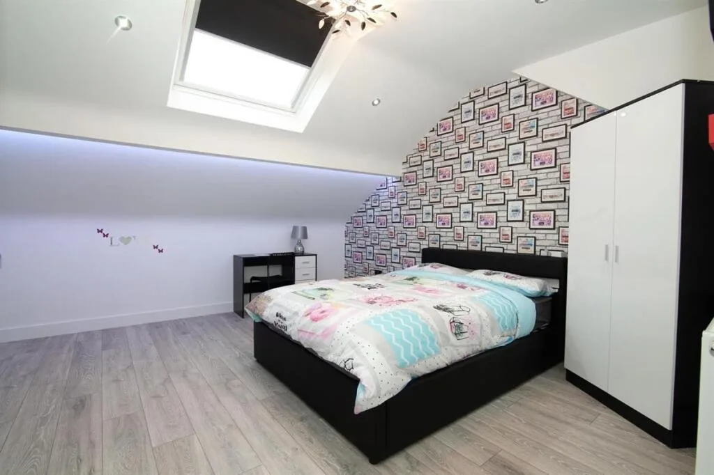 7 bedroom house for rent