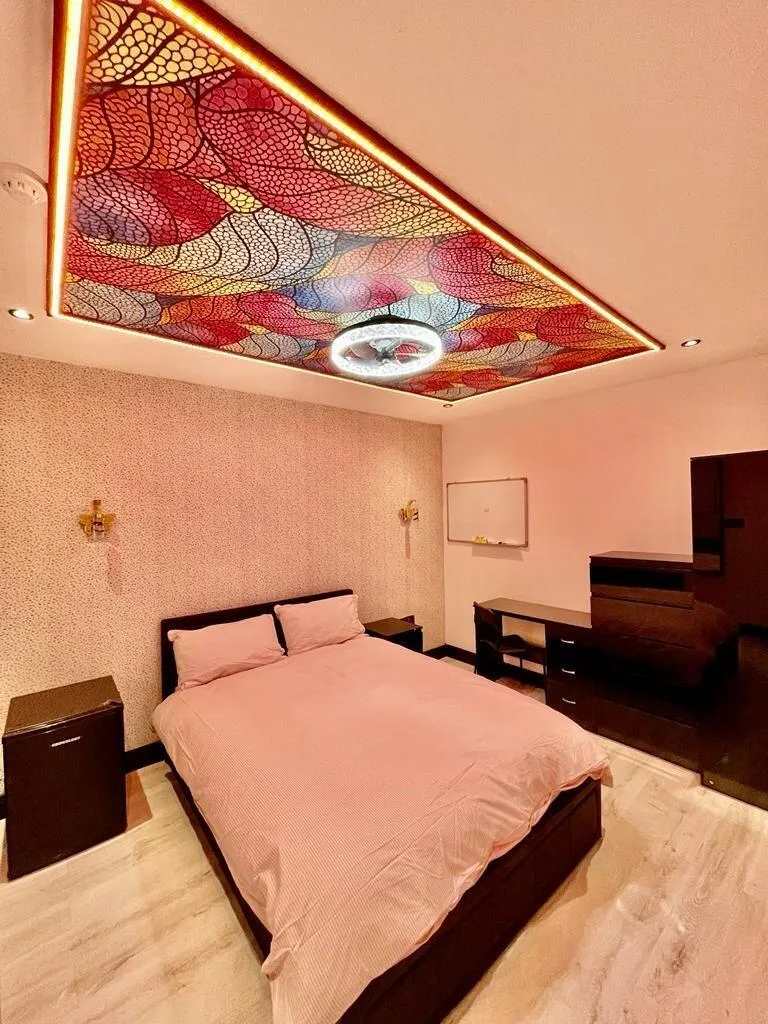 7 bedroom house for rent