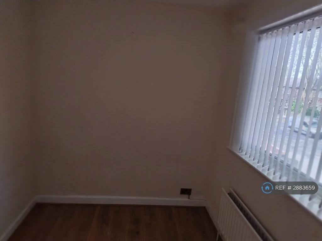 3 bedroom end of terrace house for rent