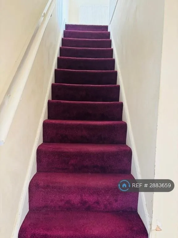 3 bedroom end of terrace house for rent