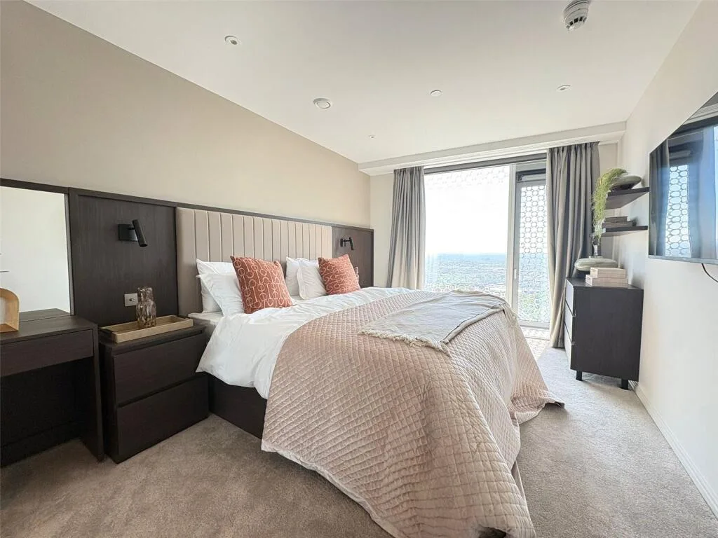 2 bedroom penthouse for rent