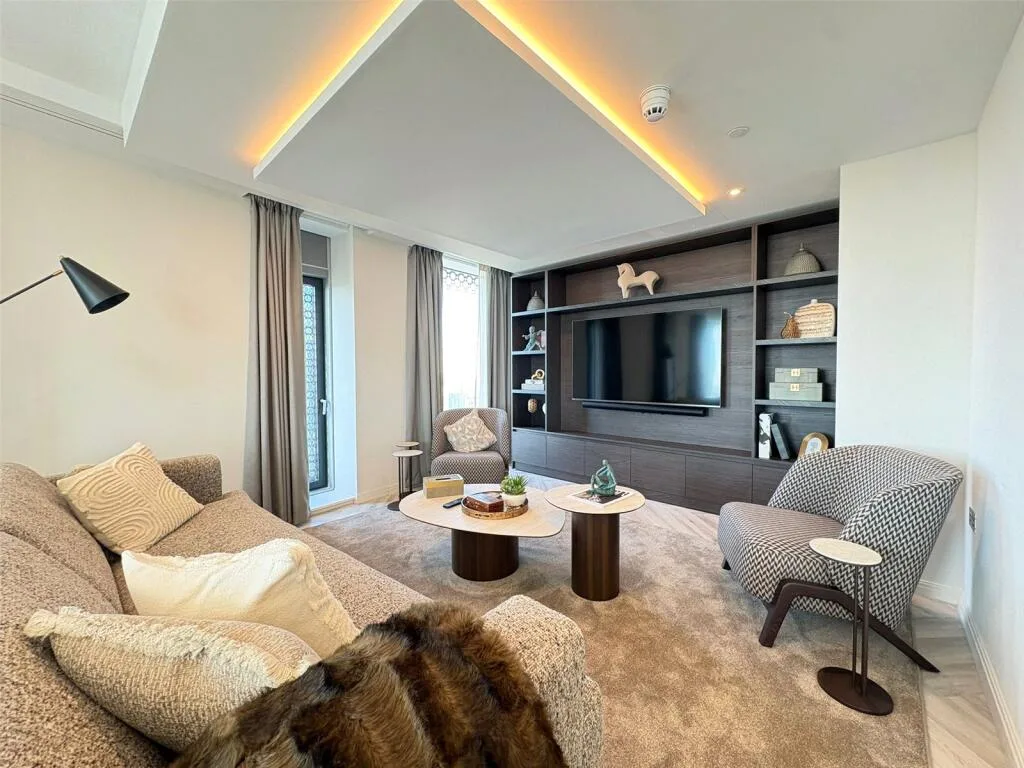 2 bedroom penthouse for rent