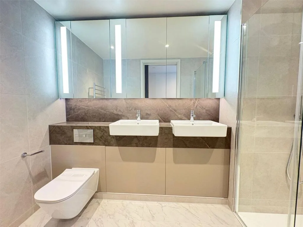 2 bedroom penthouse for rent