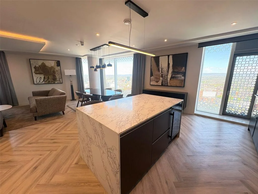 2 bedroom penthouse for rent
