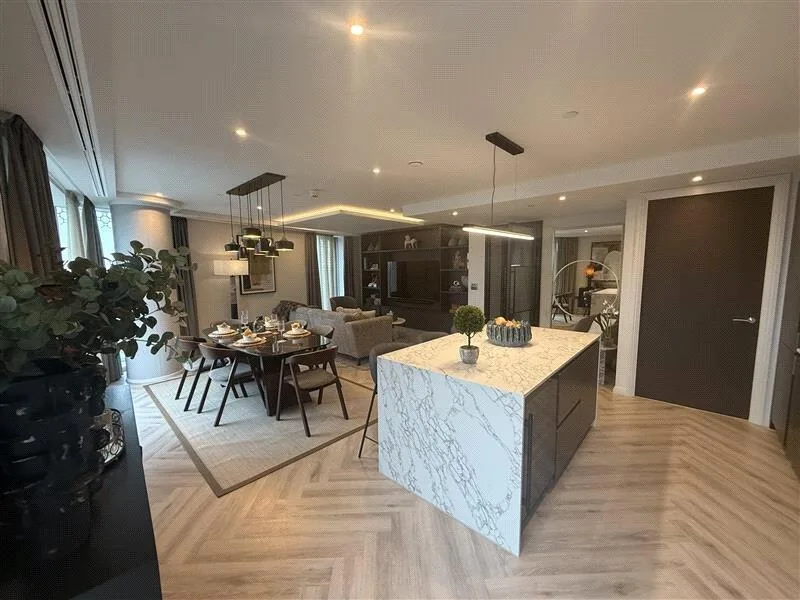 2 bedroom penthouse for rent