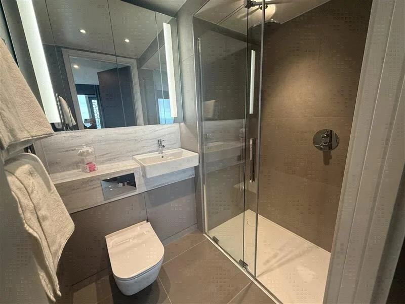 2 bedroom penthouse for rent