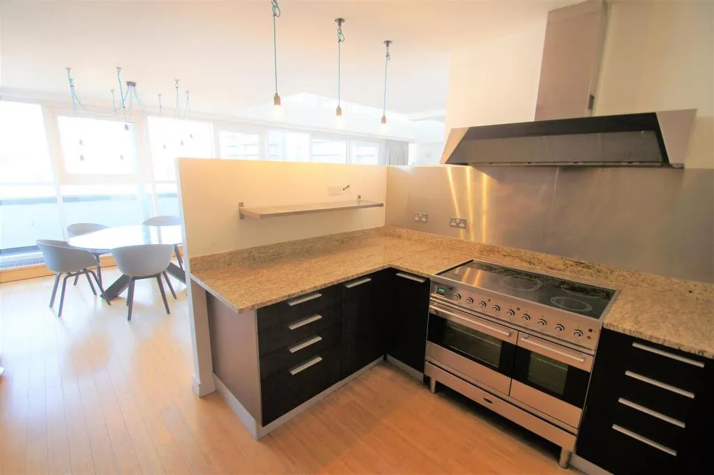 3 bedroom apartment for rent
