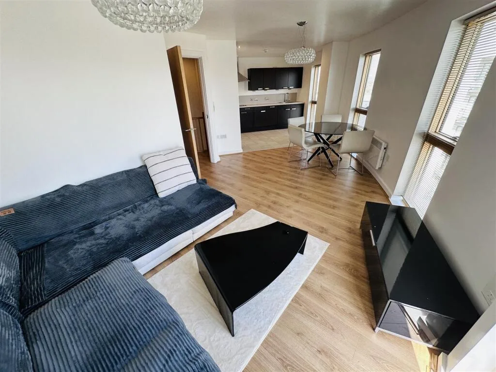 2 bedroom duplex for rent