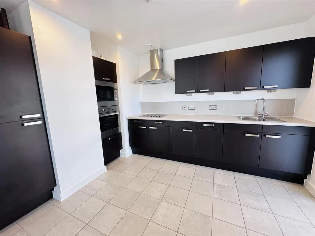 2 bedroom duplex for rent