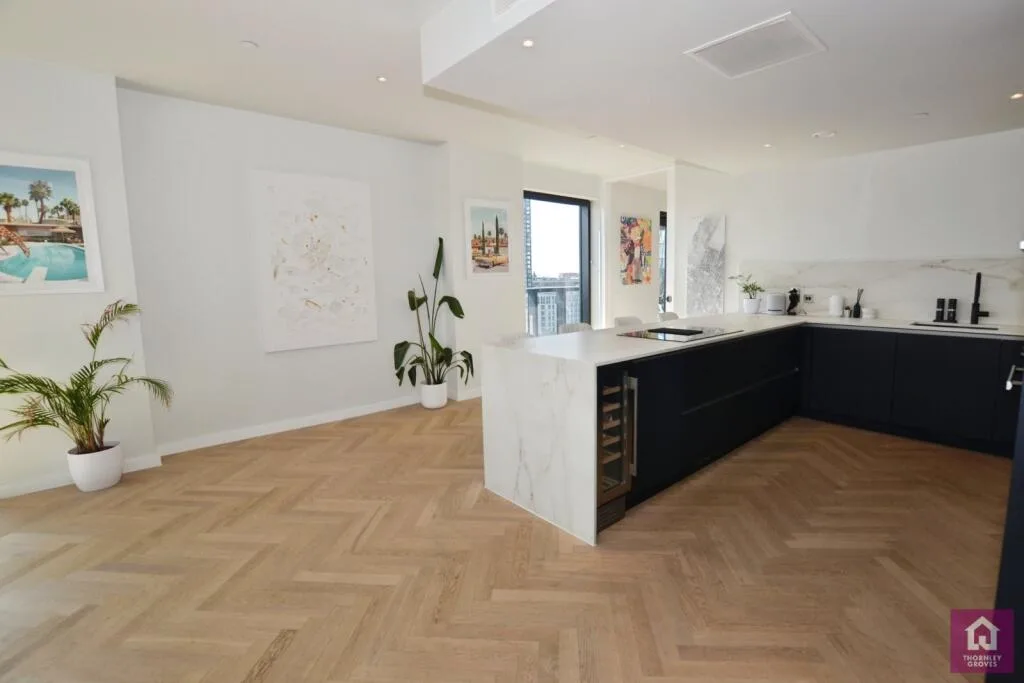 3 bedroom flat for rent