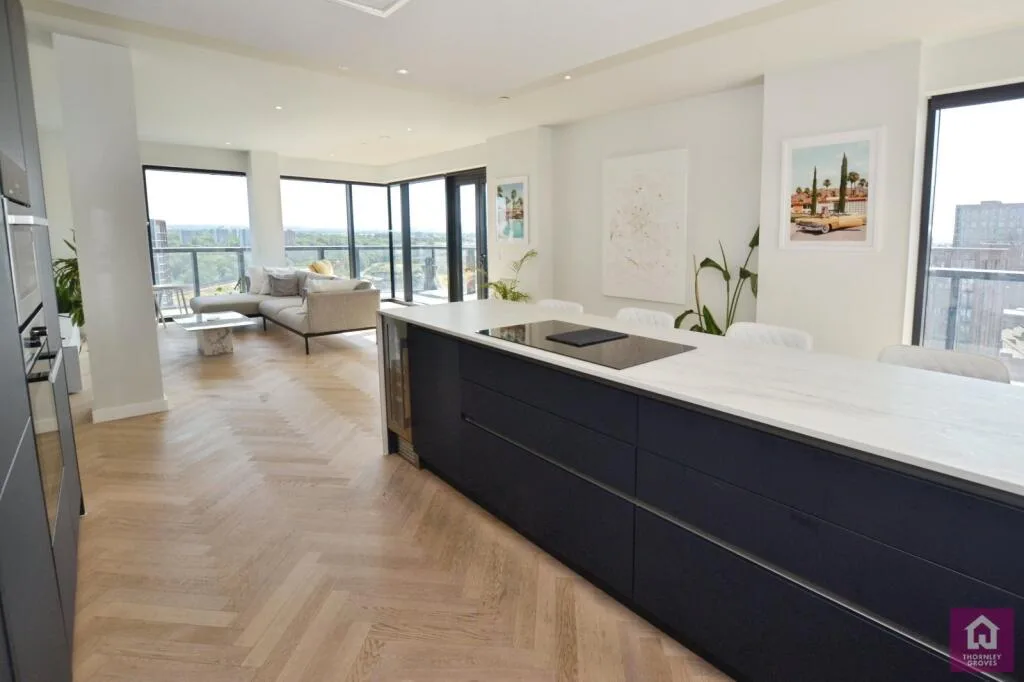 3 bedroom flat for rent