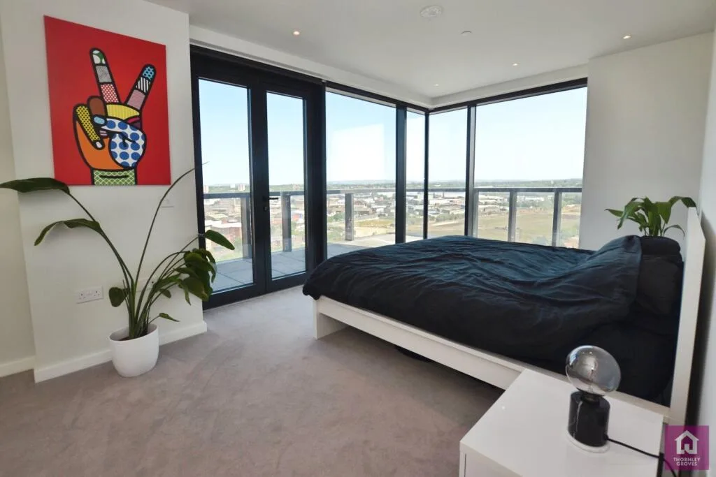 3 bedroom flat for rent